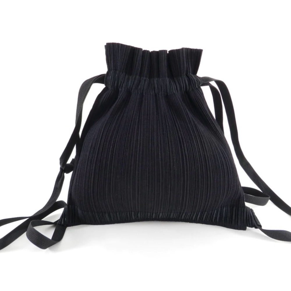 Issey Miyake Black Pleated Drawstring Pouch Crossbody